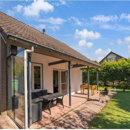 Vlakbij Duitse Grens Holiday home